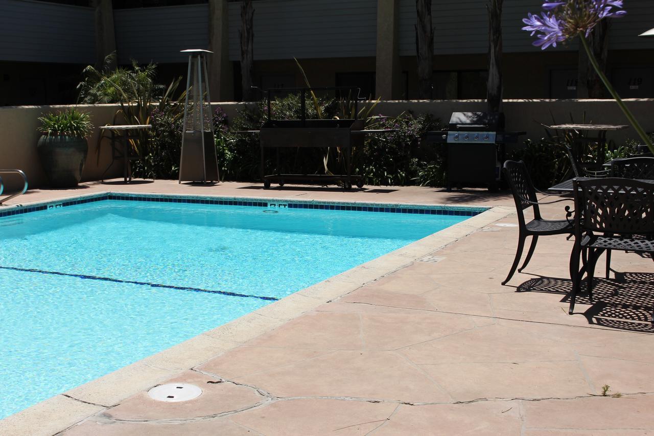 O'Cairns Inn And Suites Lompoc Eksteriør bilde