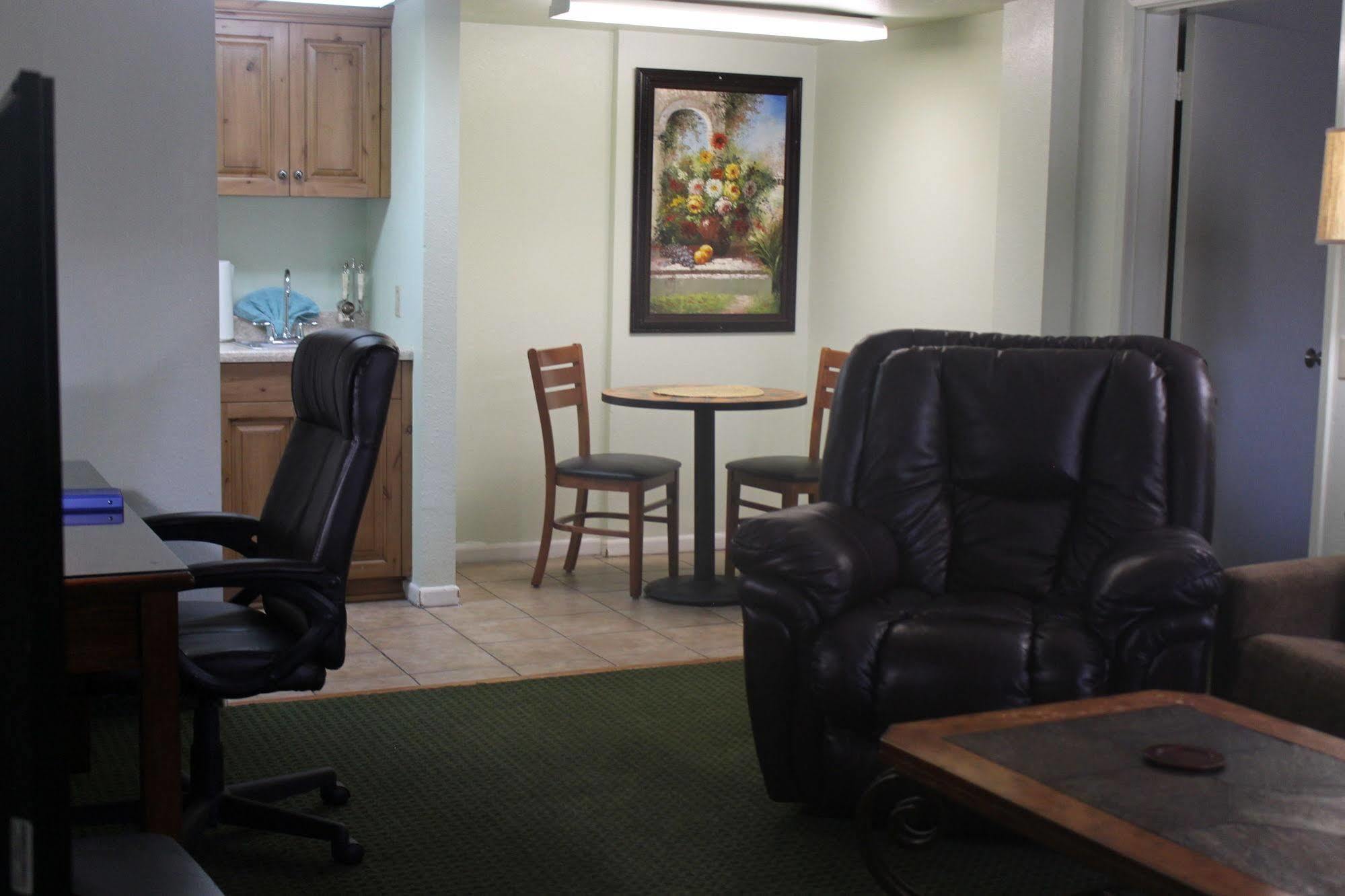 O'Cairns Inn And Suites Lompoc Eksteriør bilde