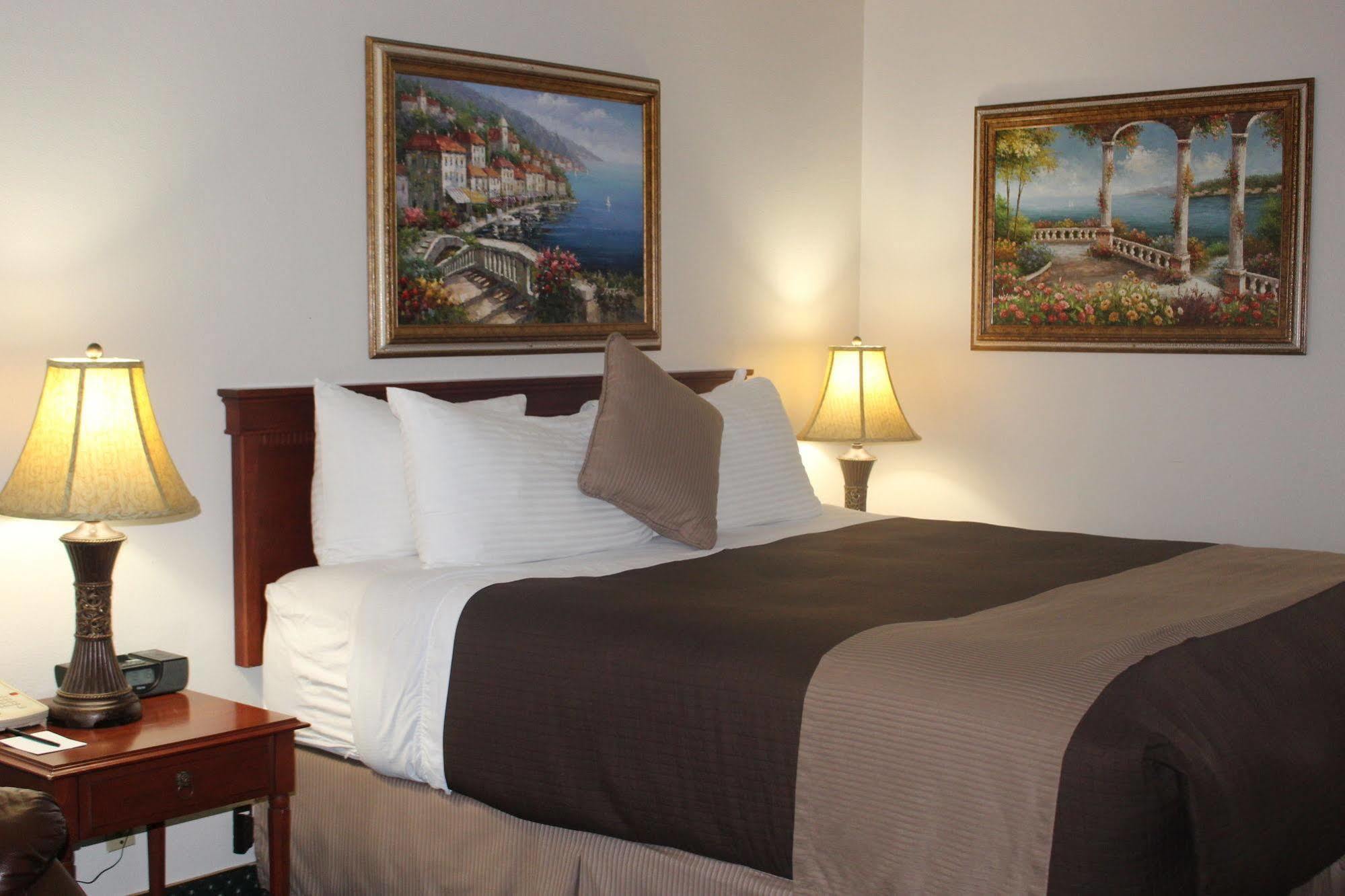 O'Cairns Inn And Suites Lompoc Eksteriør bilde