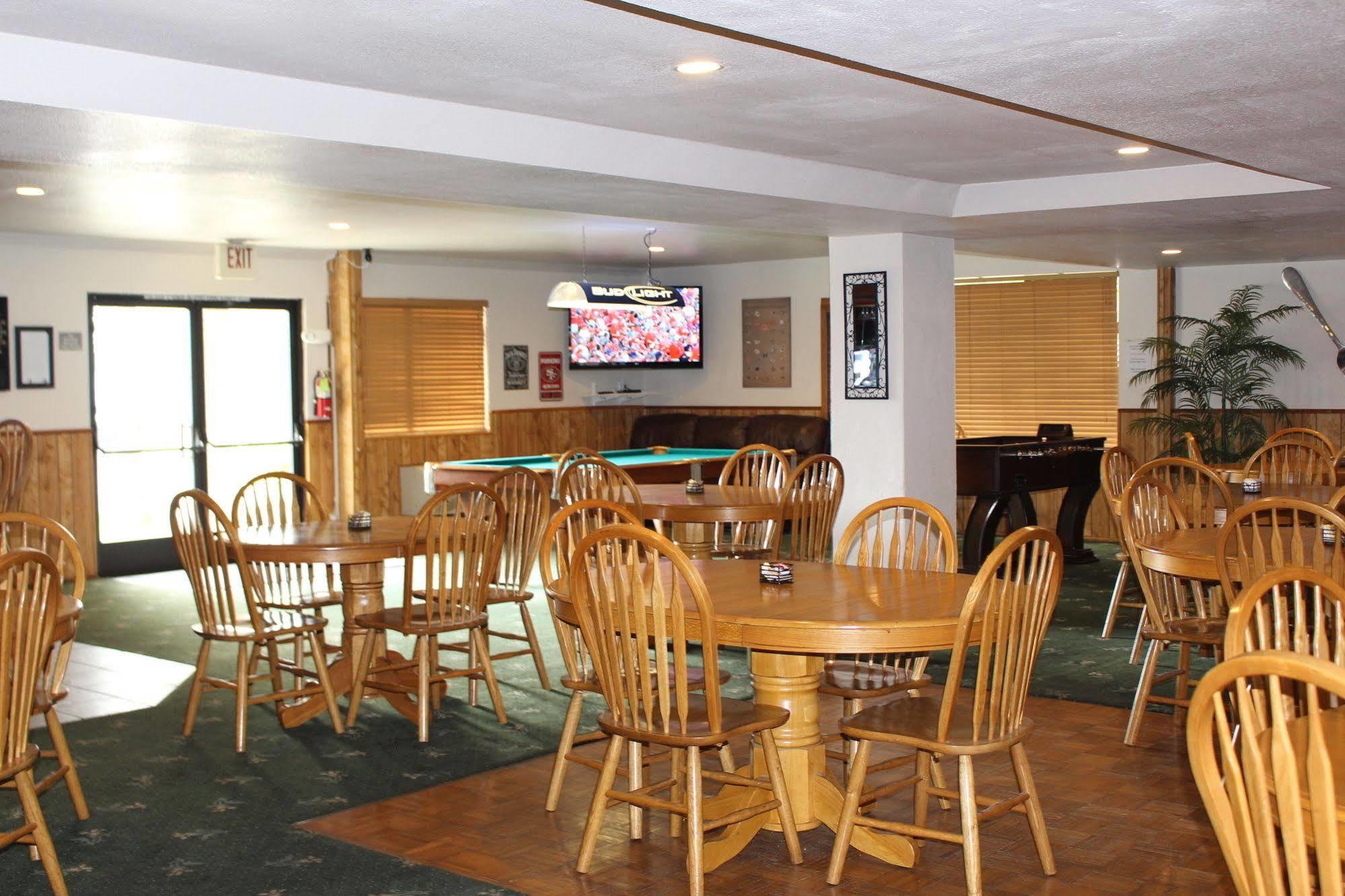 O'Cairns Inn And Suites Lompoc Eksteriør bilde