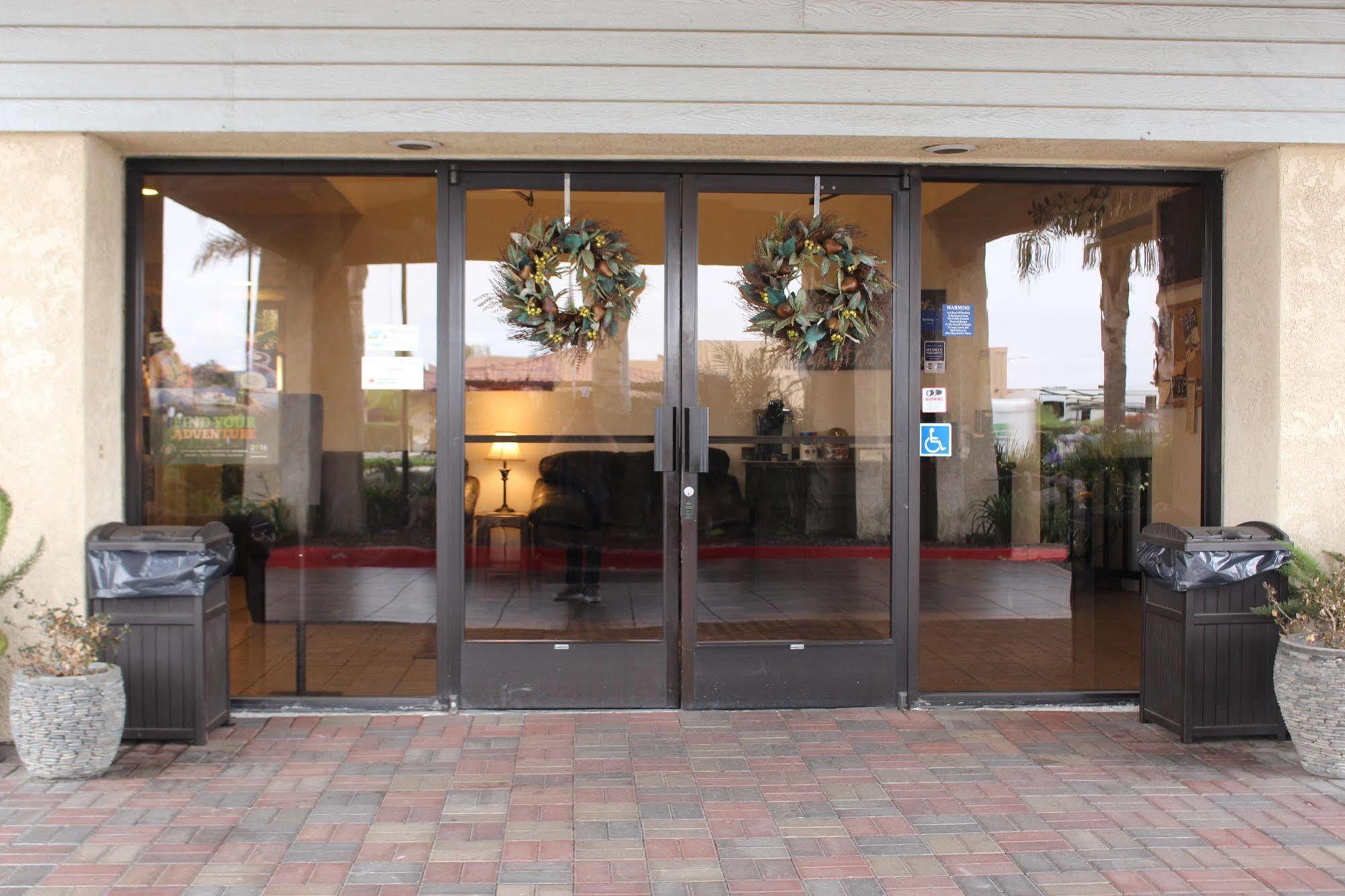 O'Cairns Inn And Suites Lompoc Eksteriør bilde