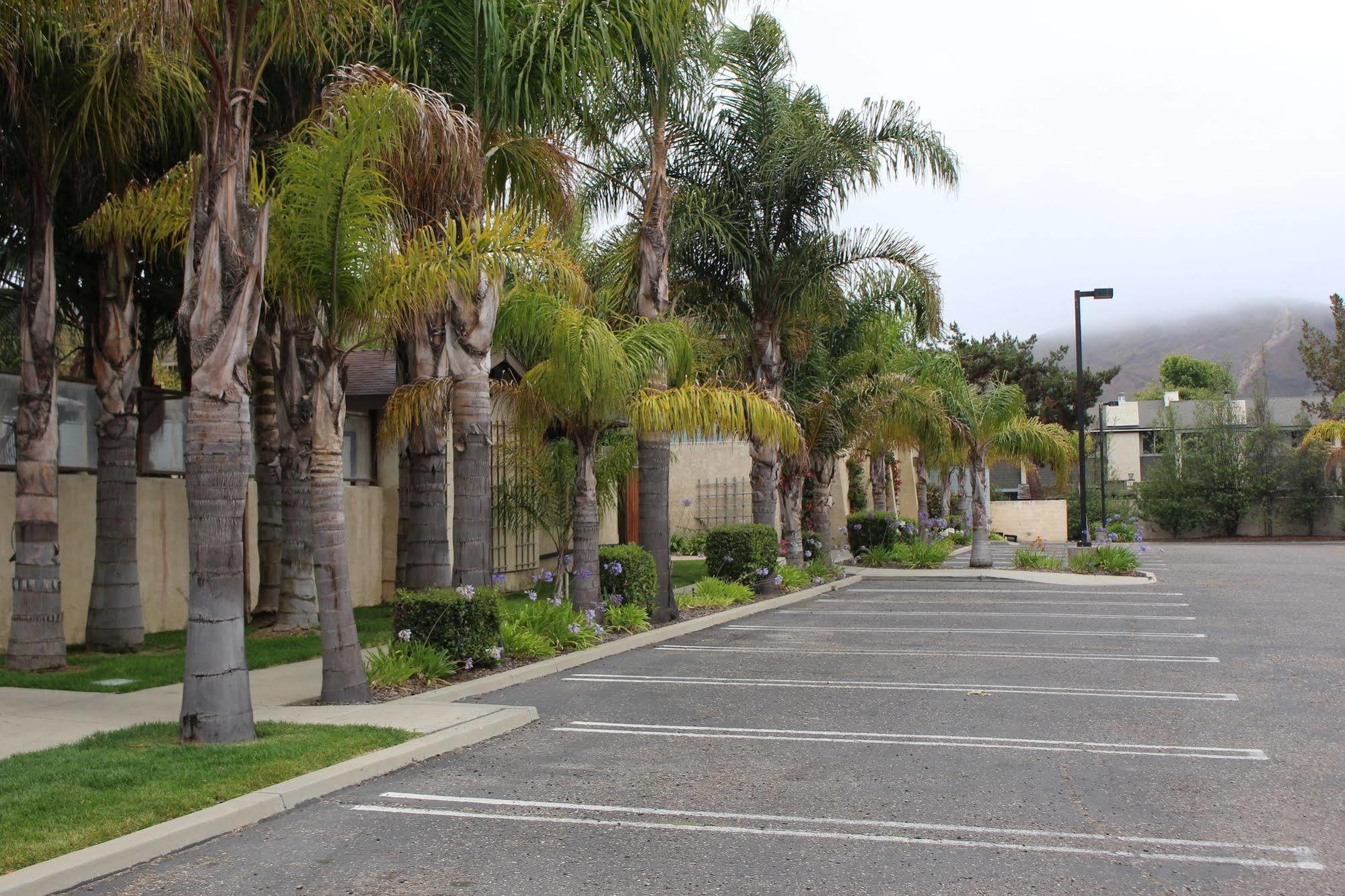O'Cairns Inn And Suites Lompoc Eksteriør bilde